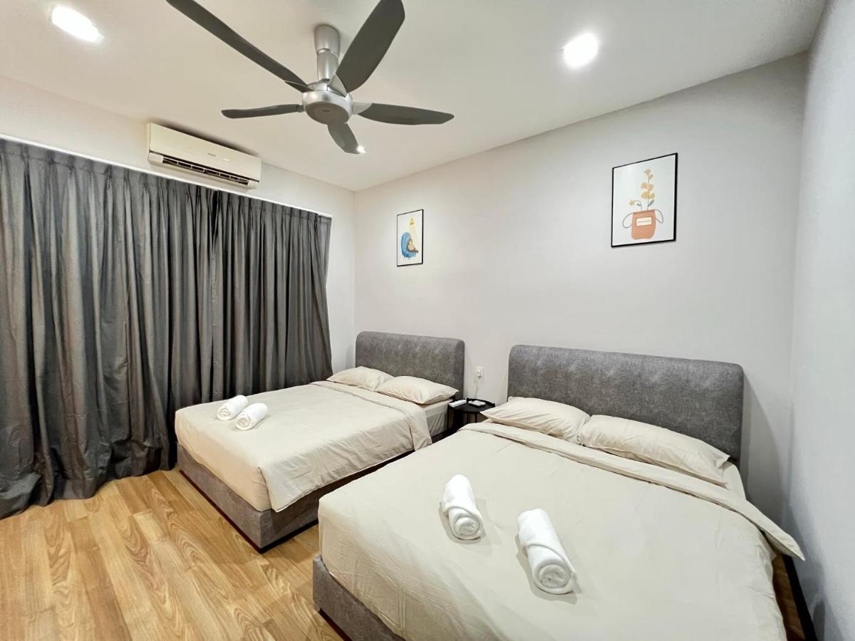 Tcvila2 5br 17pax Neartc Dinosaurland, Pooltable * Kuantan