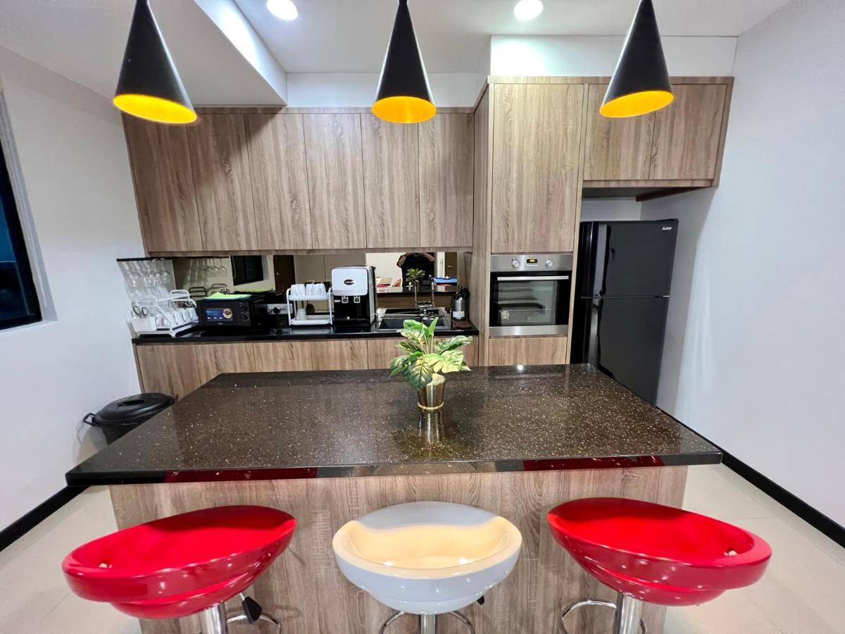 Holiday home Tcvila2 5br 17pax Neartc Dinosaurland, Pooltable *