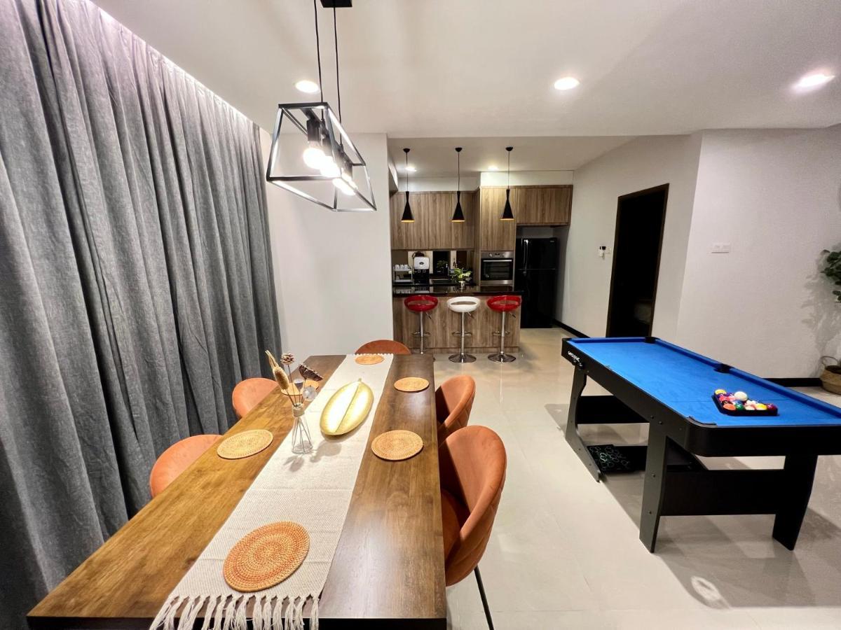 Holiday home Tcvila2 5br 17pax Neartc Dinosaurland, Pooltable *